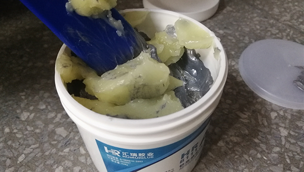 铁质修补剂，能快速修补铸铁缺陷
