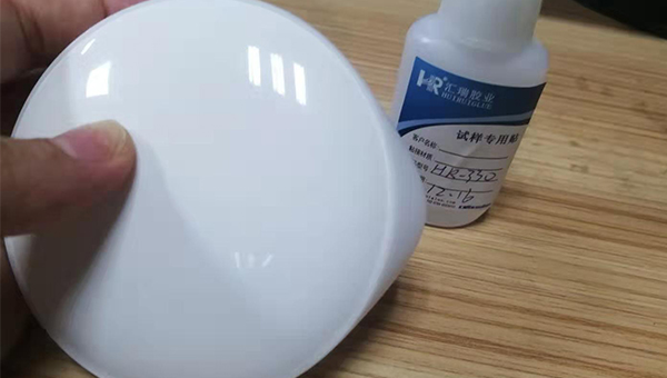 快干胶能粘塑料吗？