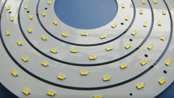 什么是铝基板导热胶？