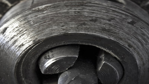 铝合金缺陷修补剂、修复后可耐油、耐高温的解决方案！