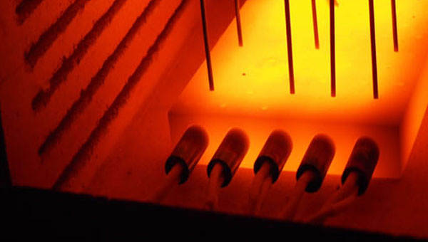 高温工况的基材粘接难题，高温胶的应用可有效进行解决