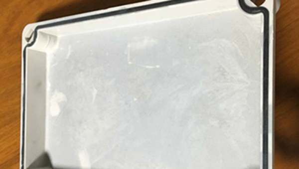 密封胶可以粘塑料吗？效果如何？