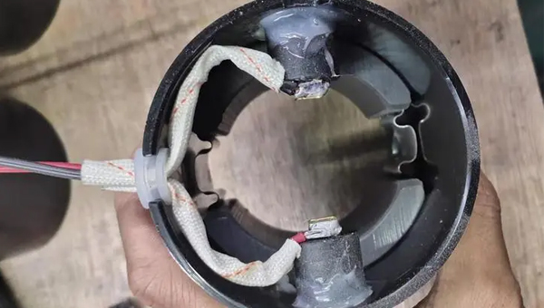 快干丙烯酸结构胶应用解决电器组件用胶难题