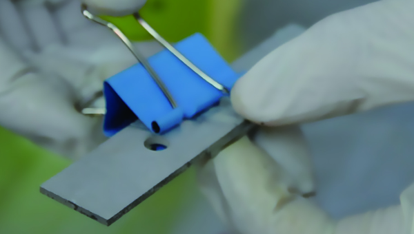 低气味、强度高，聚氨酯AB胶的神奇力量！