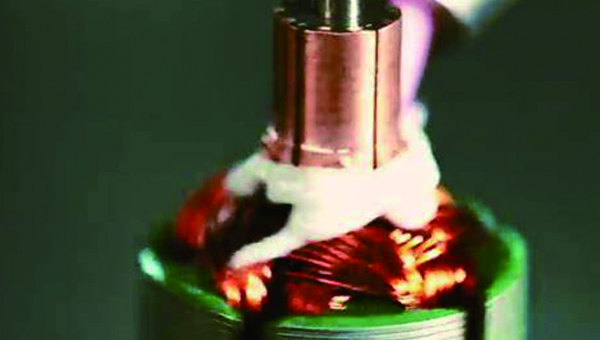 电机线头AB胶不单粘得牢就可以！以下这两个性能特点也尤为重要！