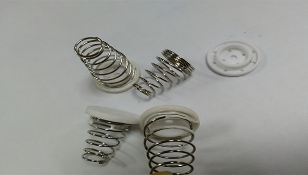 陶瓷粘金属快干结构胶黏剂哪个牌子更好？合适产品应用工况的才是关键