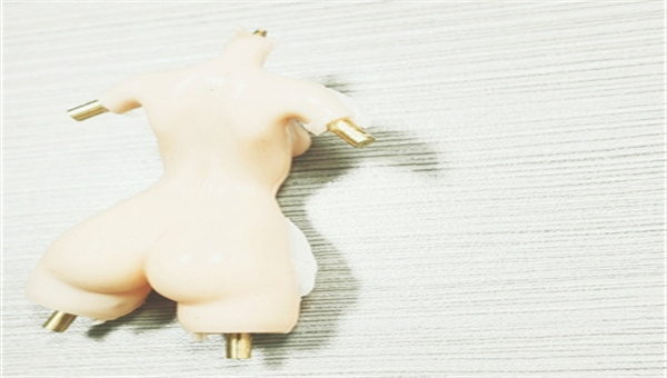 ​硅胶包铜底涂剂在成人用品中的应用