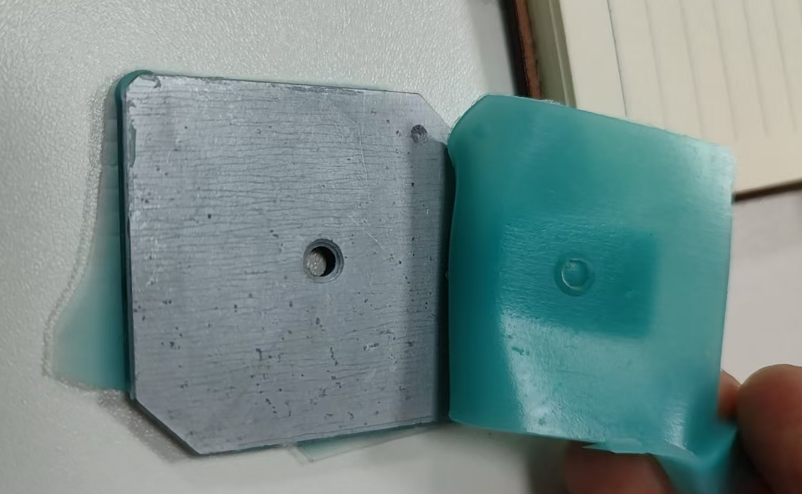 液态硅胶包电镀铬件用什么胶水好?