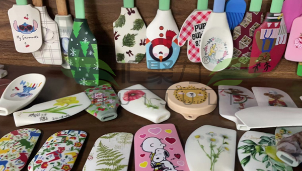 HJL-916-8硅胶UV打印底涂剂：专业解决硅胶制品UV打印掉墨难题