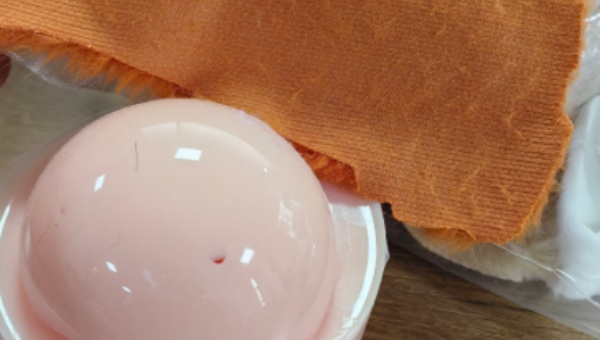 HJL-626T硅胶粘合剂让硅胶和涤纶布粘接牢固不发硬