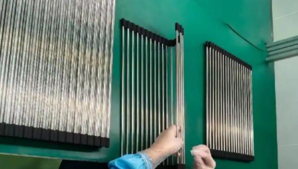 1:1液态硅胶150度注塑不锈钢用什么底涂剂