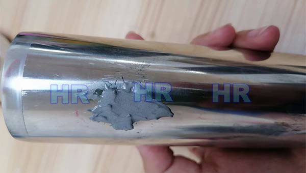 汇瑞HR-8112钢质修补剂能补不锈钢滚筒表面的砂眼缺陷吗？