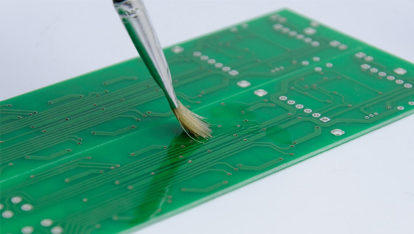 三防胶用什么可以洗掉