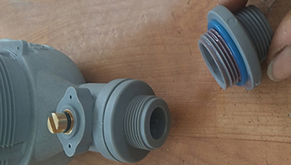 硬质塑料结构胶应用解决塑胶玩具的粘接固定