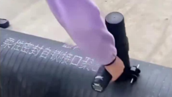 汇聚力 HJL-916-2 硅胶移印处理剂，硅胶管移印油墨易掉如何解决？看看汇聚力解决方案