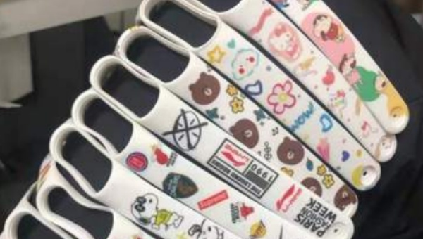 硅胶制品热转印拉伸油墨开裂，HJL-916-1 硅胶热转印处理剂，硅胶制品热转印拉伸油墨开裂解决方案