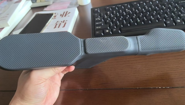 HJL-626S硅胶粘合剂，硅胶粘尼龙把手选用HJL-626S硅胶粘合剂牢固不发硬