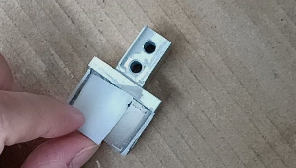 HJL-626S硅胶胶水，硅胶粘铝材耐150度使用HJL-626S硅胶胶水挤压不移位