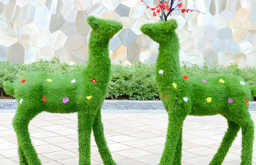 玻璃钢雕像植绒.jpg 玻璃钢雕像植绒.jpg