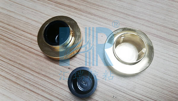 香水瓶盖粘接专用胶水精准选型指南